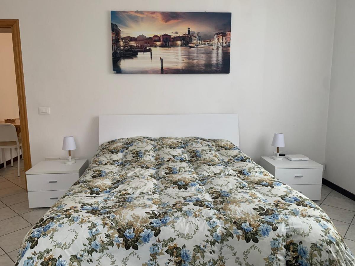 Little And Cozy Flat Near Venice Marghera Exteriör bild