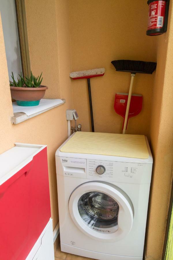 Little And Cozy Flat Near Venice Marghera Exteriör bild