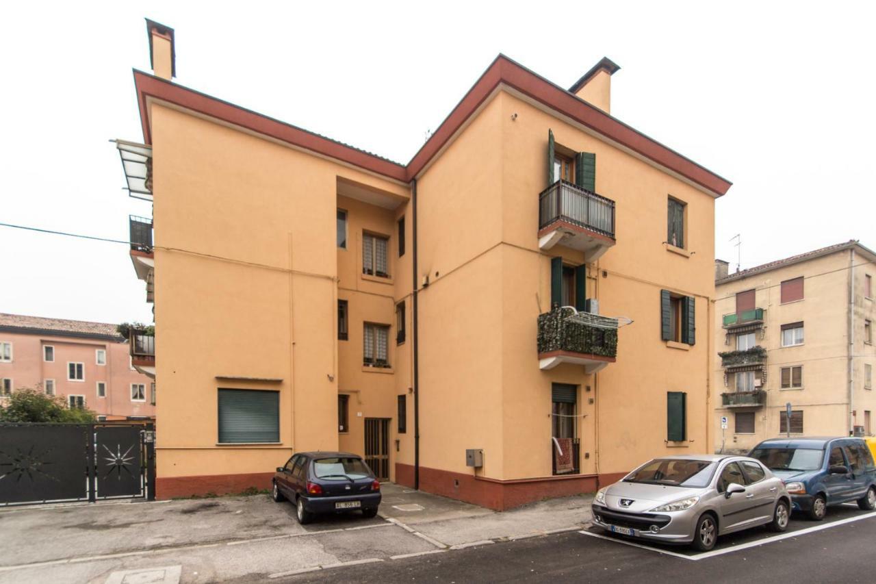Little And Cozy Flat Near Venice Marghera Exteriör bild
